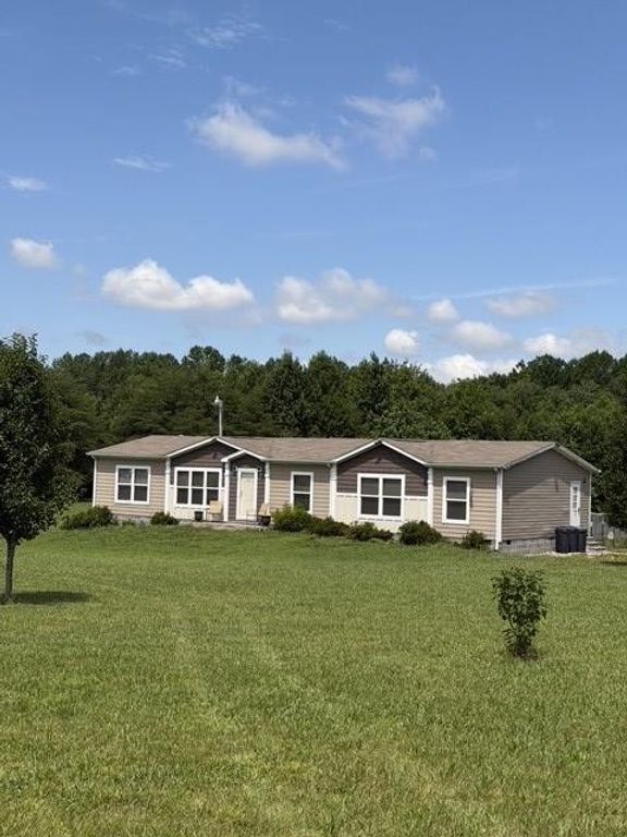 4055 S Bunker Hill Rd, Cookeville, TN 38506