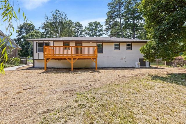 214 Lester Road NW, Lawrenceville, GA 30044