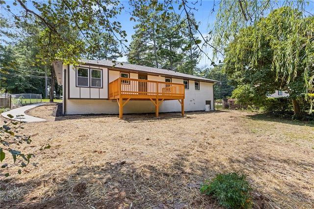 214 Lester Road NW, Lawrenceville, GA 30044