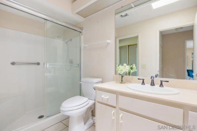 1940 Fairway Circle Dr, San Marcos, CA 92078