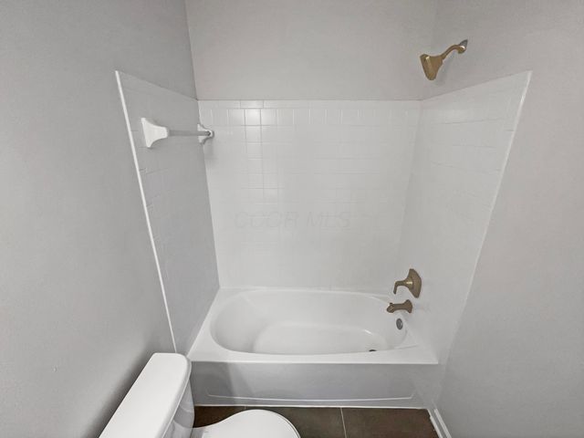 7287 Candlestone Drive, Reynoldsburg, OH 43068