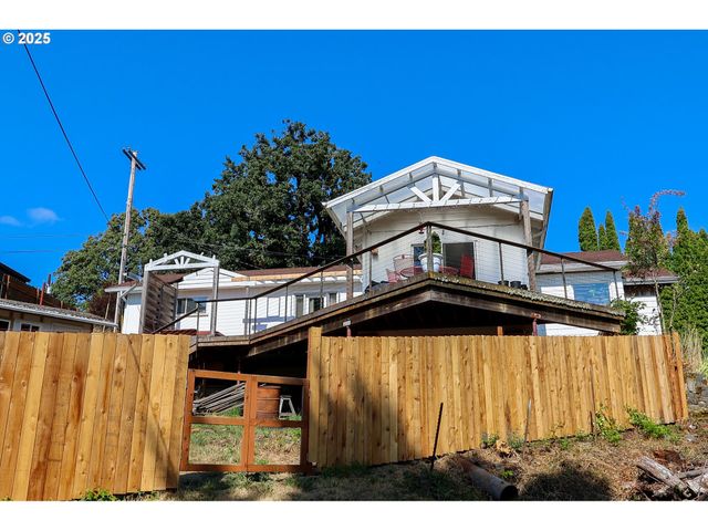 472 Nw HOT SPRINGS ALAMEDA Rd, Stevenson, WA 98648