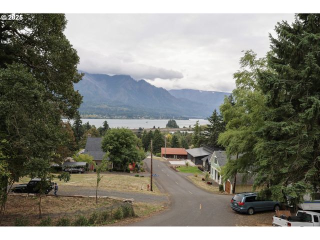 472 Nw HOT SPRINGS ALAMEDA Rd, Stevenson, WA 98648