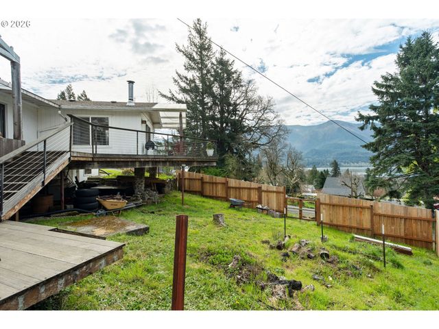 472 Nw HOT SPRINGS ALAMEDA Rd, Stevenson, WA 98648