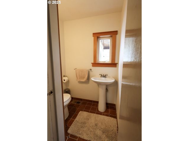 472 Nw HOT SPRINGS ALAMEDA Rd, Stevenson, WA 98648