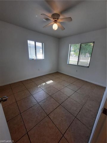 937 SE 24th AVE A, Cape Coral, FL 33990