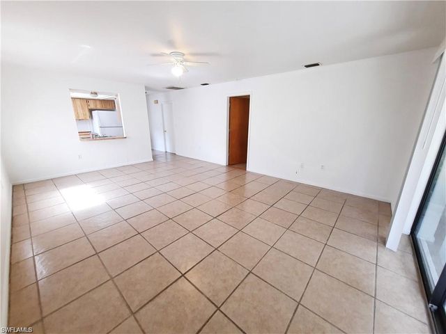 937 SE 24th AVE A, Cape Coral, FL 33990