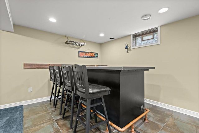 705 Sunset DRIVE, Hartford, WI 53027