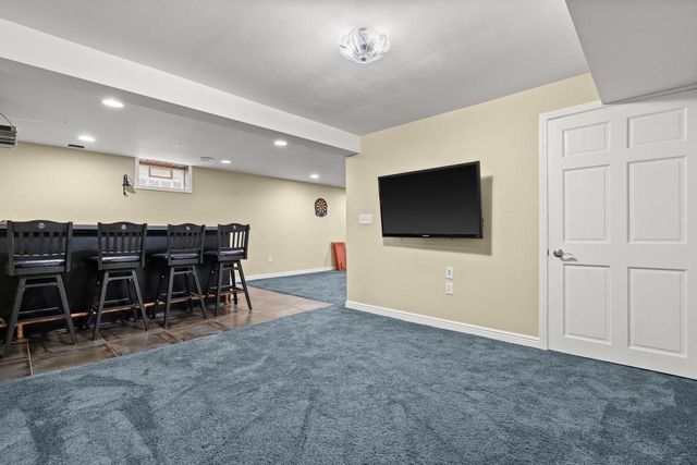 705 Sunset DRIVE, Hartford, WI 53027