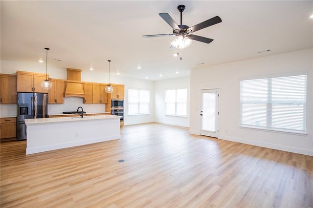 5034 Moose Hollow Terrace, Springdale, AR 72762