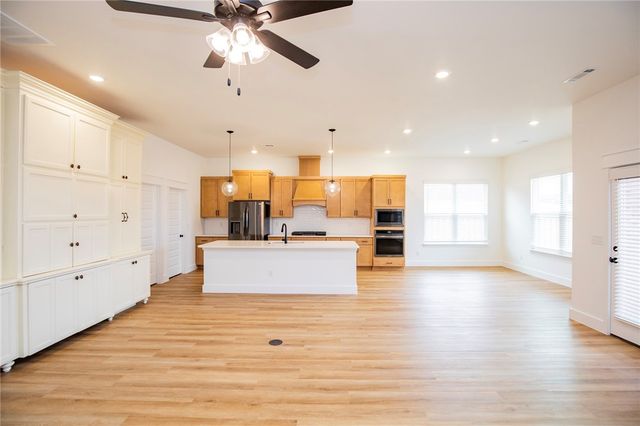 5034 Moose Hollow Terrace, Springdale, AR 72762