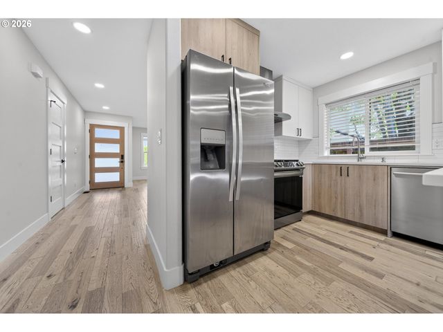 10012 Ne 104TH Ave, Vancouver, WA 98662