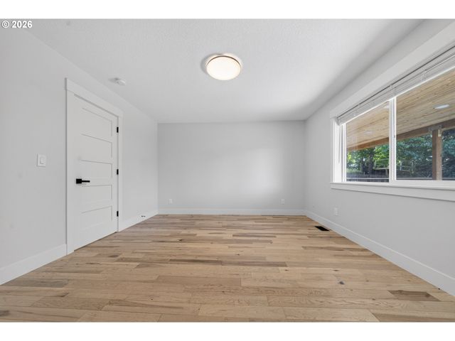 10012 Ne 104TH Ave, Vancouver, WA 98662