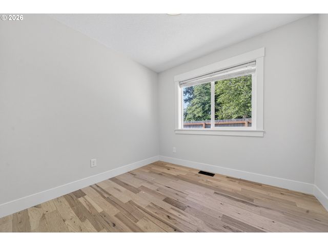10012 Ne 104TH Ave, Vancouver, WA 98662