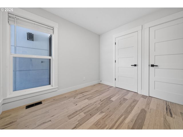 10012 Ne 104TH Ave, Vancouver, WA 98662