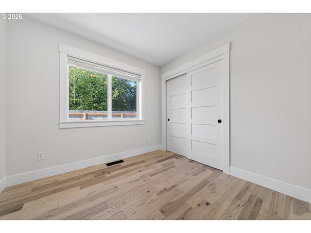 10012 Ne 104TH Ave, Vancouver, WA 98662