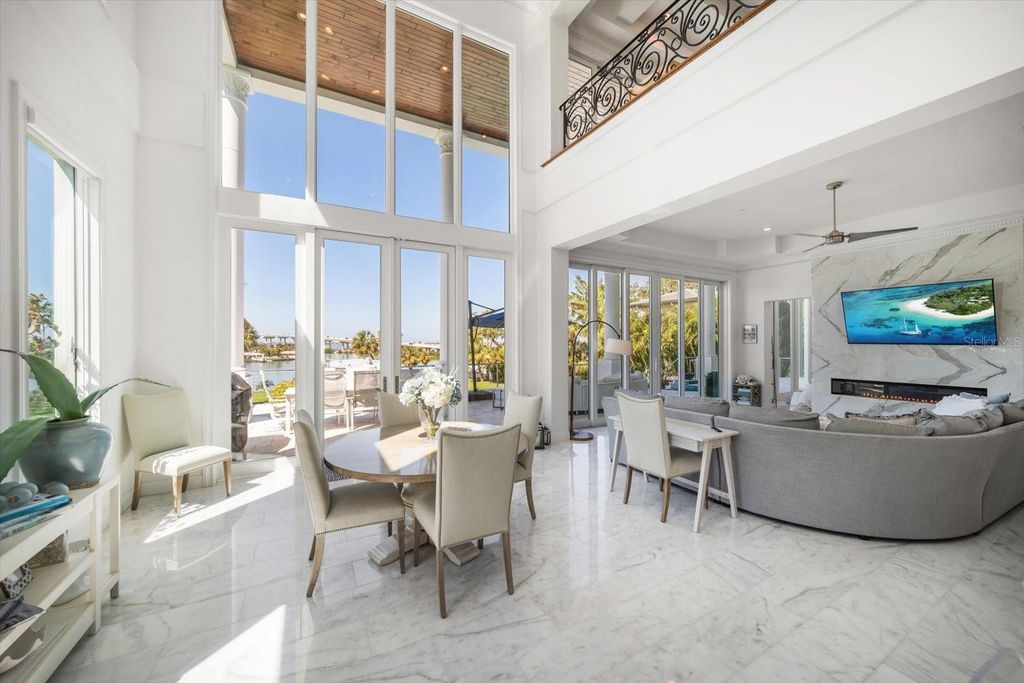 Image 20 of property listing at 110 HARBOR VIEW LANE, Belleair Bluffs, FL 33770