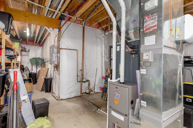 255 Abigail Lane, Waukee, IA 50263