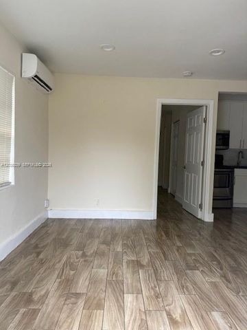 5843 Harding Street, Hollywood, FL 33021