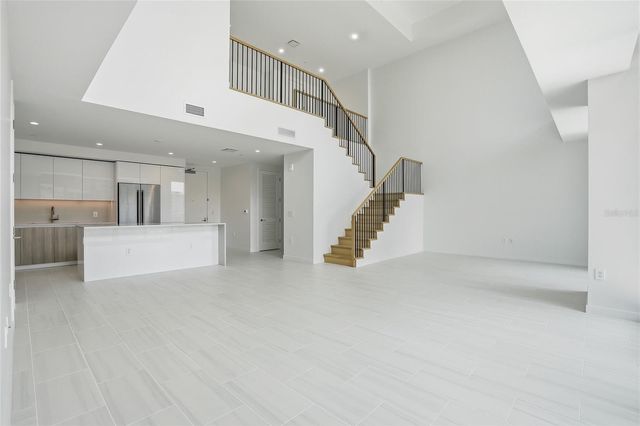 400 CENTRAL AVENUE 303, St Petersburg, FL 33701