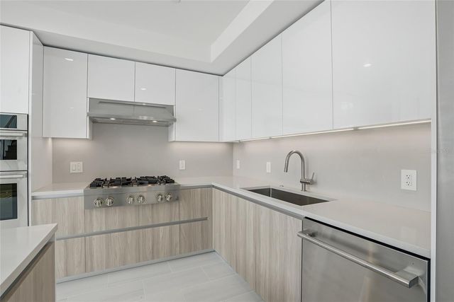 400 CENTRAL AVENUE 303, St Petersburg, FL 33701