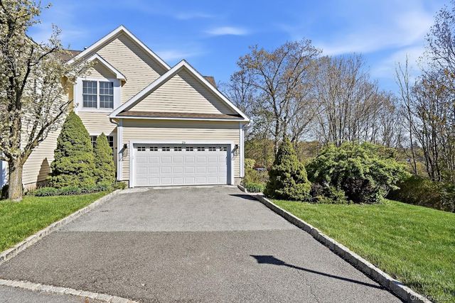 25 Hopkins Lane, Armonk, NY 10504