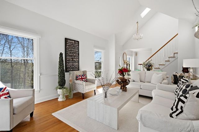 25 Hopkins Lane, Armonk, NY 10504