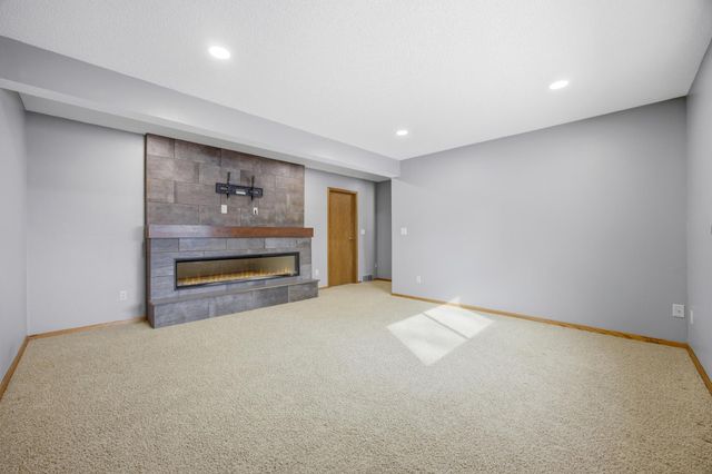 3737 10th Street N, Fargo, ND 58102