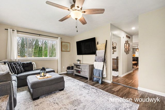 5728 Ethelwin Avenue Ne, Plainfield Twp, MI 49306