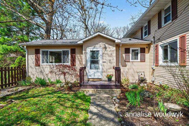 5728 Ethelwin Avenue Ne, Plainfield Twp, MI 49306