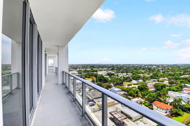 220 Lake Shore Drive 1506, Lake Park, FL 33403