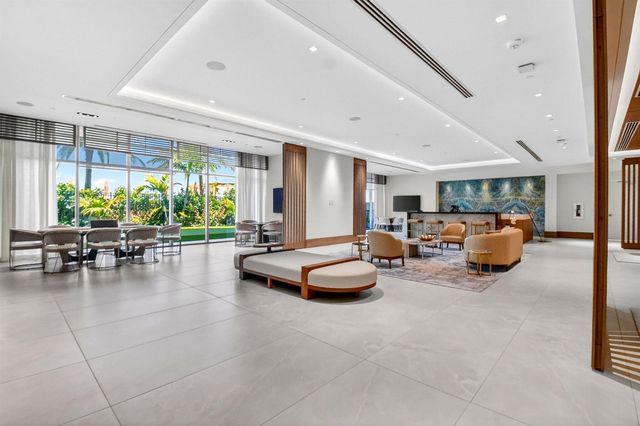 220 Lake Shore Drive 1506, Lake Park, FL 33403