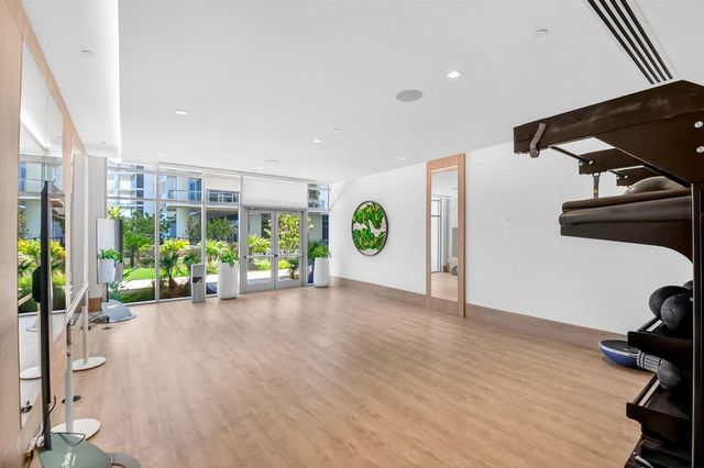 220 Lake Shore Drive 1506, Lake Park, FL 33403
