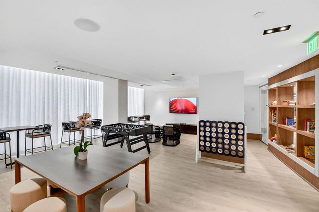 220 Lake Shore Drive 1506, Lake Park, FL 33403