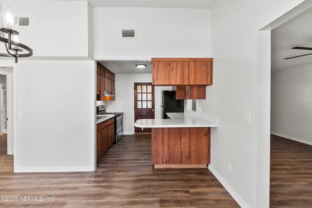 8500 FREE Avenue, Jacksonville, FL 32211