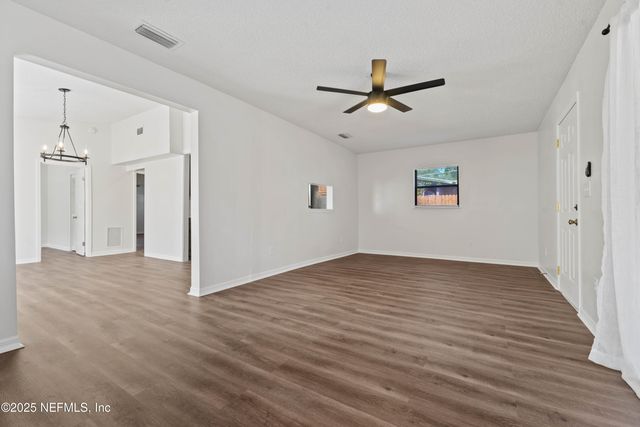 8500 FREE Avenue, Jacksonville, FL 32211