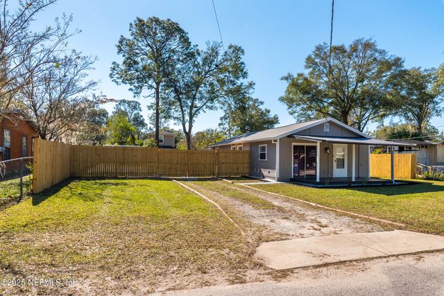 8500 FREE Avenue, Jacksonville, FL 32211