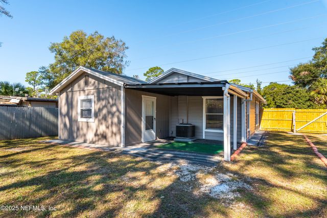8500 FREE Avenue, Jacksonville, FL 32211