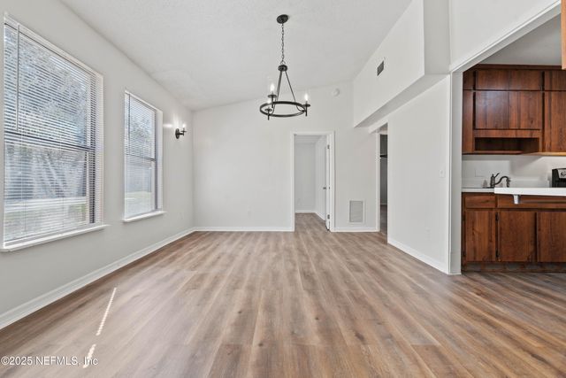 8500 FREE Avenue, Jacksonville, FL 32211