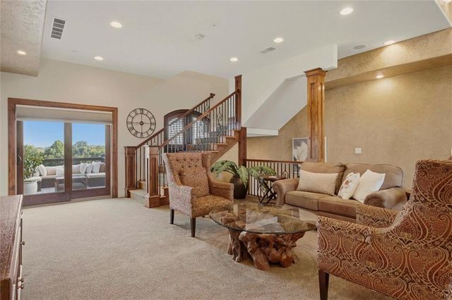 2343 N 600th Road, Edgerton, KS 66021