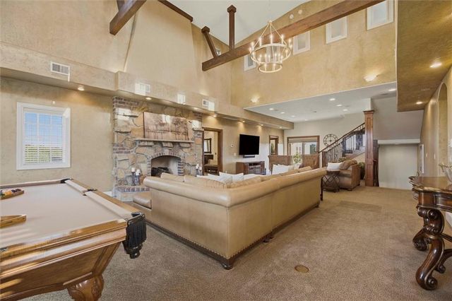 2343 N 600th Road, Edgerton, KS 66021