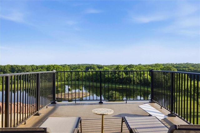 2343 N 600th Road, Edgerton, KS 66021