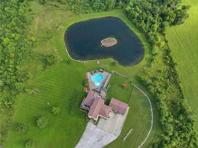 2343 N 600th Road, Edgerton, KS 66021