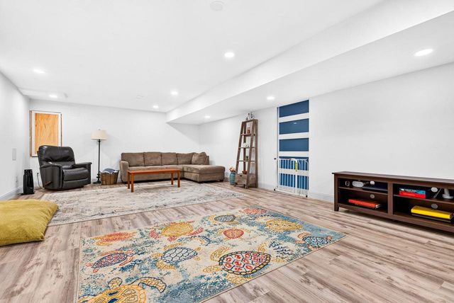 3411 E AQUAMARINE AVENUE, Appleton, WI 54913