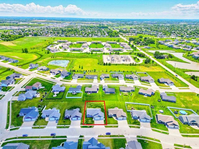 3411 E AQUAMARINE AVENUE, Appleton, WI 54913