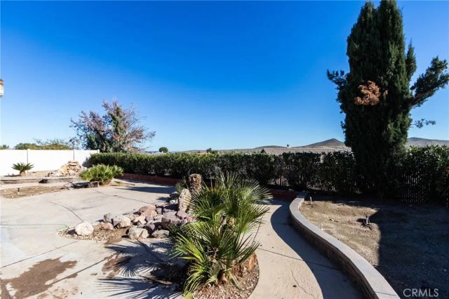 26489 Blue Water, Helendale, CA 92342