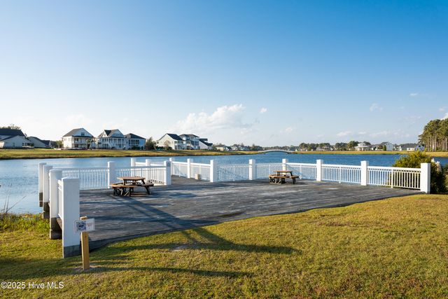 155 Everett Park Trail, Holly Ridge, NC 28445