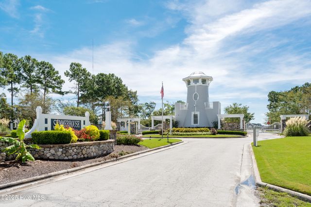 155 Everett Park Trail, Holly Ridge, NC 28445