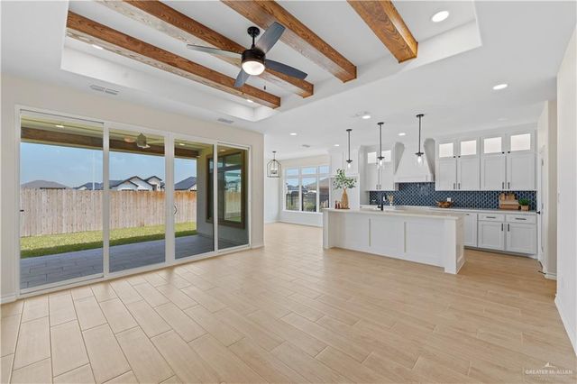 8030 N 50th Lane, Mcallen, TX 78504