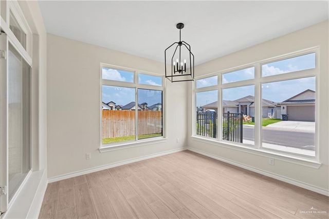 8030 N 50th Lane, Mcallen, TX 78504